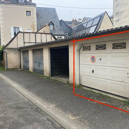 Atypique Et Central : 4 Personnes + Parking Prive Bourges Exterior photo
